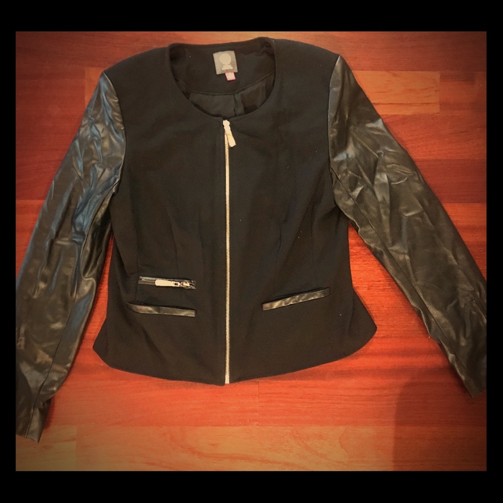 Vince Camuto Blazer